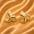 Triple Leaf Cluster Gold Stud Earring