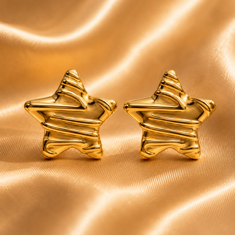 Textured Star Gold Stud Earring