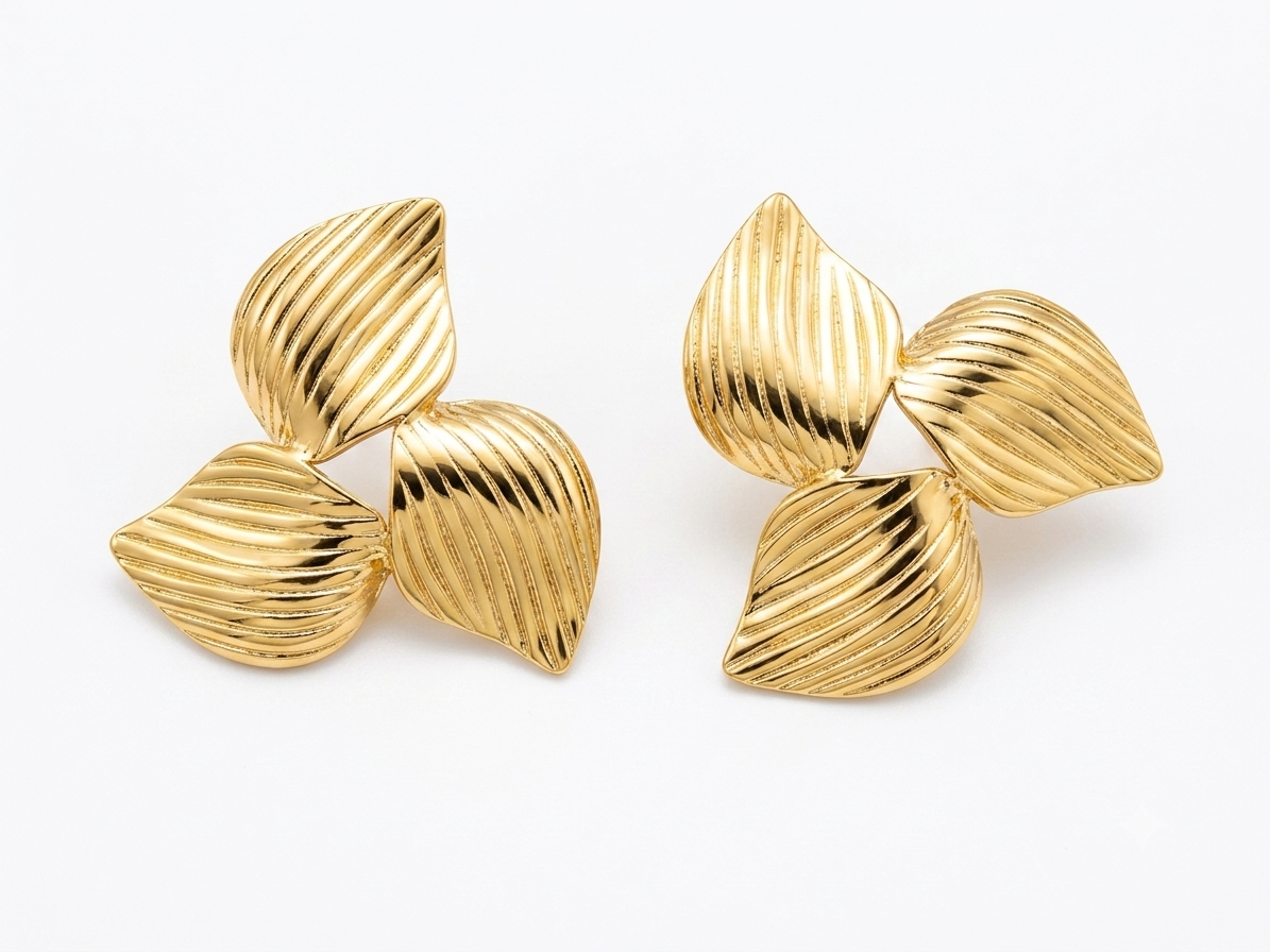 Triple Leaf Cluster Gold Stud Earring